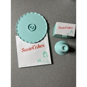 Susie Cakes Cake Stand And Base NIB Turquoise